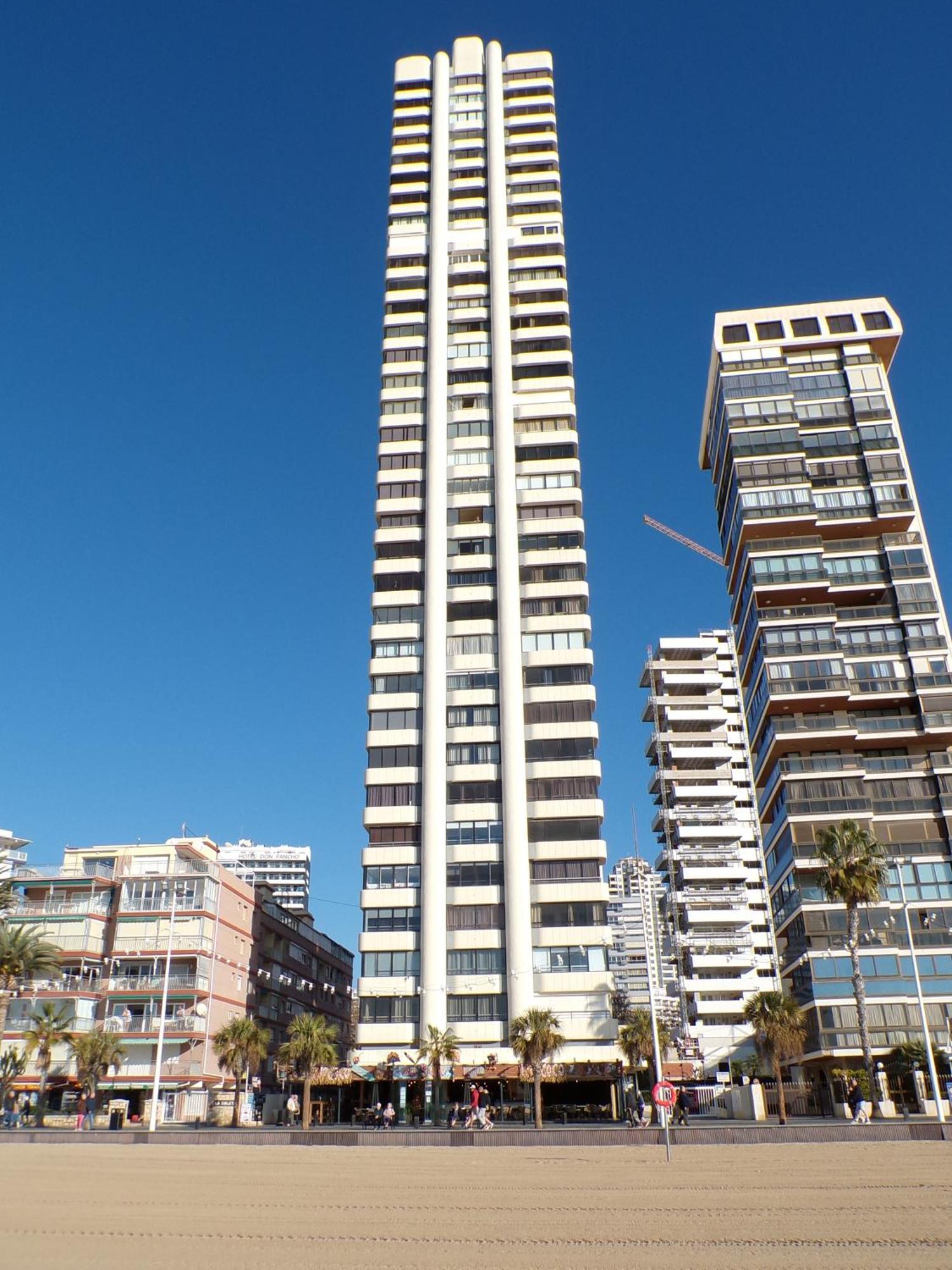Apartamento turístico Torre Levante Planta 19 - Gestaltur Benidorm Exterior foto